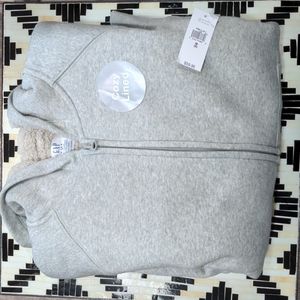 NWT! GAP Kids Cozy Lined Hooded Zip Up Sweatshirt Medium (8)